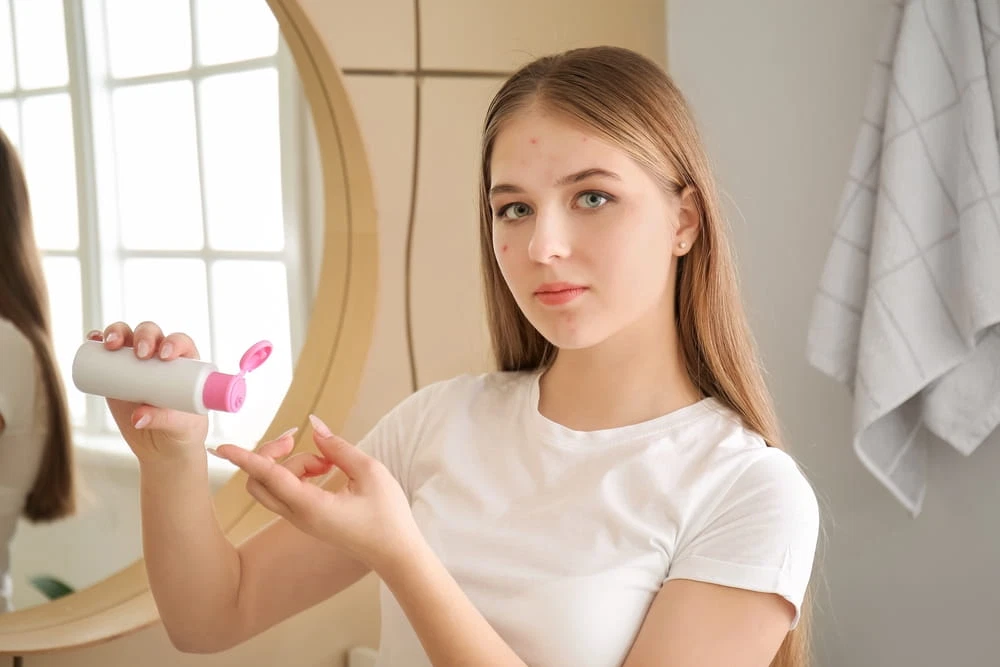 Best Skincare Tips for Teens Struggling with Acne